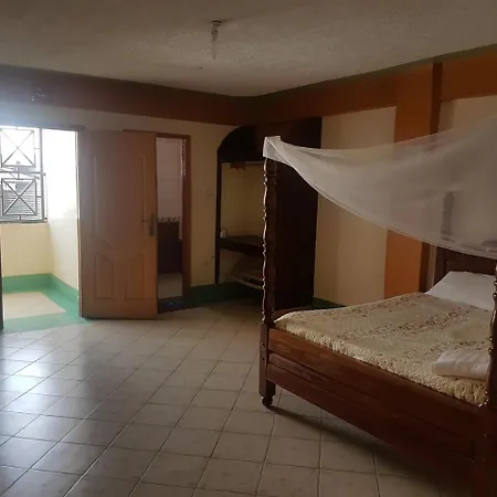 Hotel Shield Park 3*